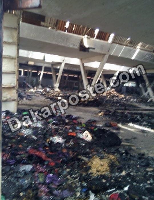 URGENT - Incendie : Le Pavillon vert réduit en cendres, la foire de Dakar évacuée URGENT - Incendie : Le Pavillon vert réduit en cendres, la foire de Dakar évacuée