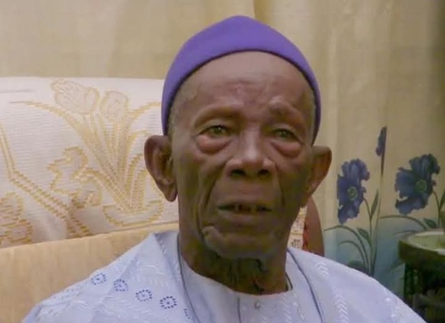 Elhaj Elimane Ndour va désormais se reposer au cimetière de… Elhaj Elimane Ndour va désormais se reposer au cimetière de…
