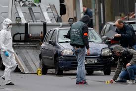 Attentats de Paris: deux suspects français arrêtés en Autriche