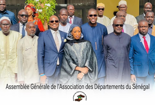 Seynabou Gaye Touré : Leader Inspirante et Défenseure des Femmes Seynabou Gaye Touré : Leader Inspirante et Défenseure des Femmes