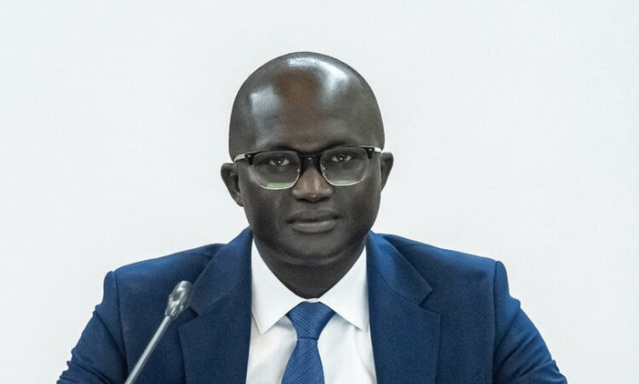 Phase 2 du TER bloqué: le ministre Yankhoba DIEME tente de décanter la situation Phase 2 du TER bloqué: le ministre Yankhoba DIEME tente de décanter la situation