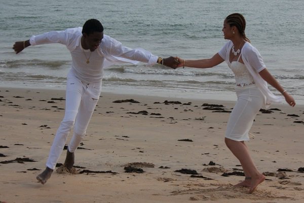 (Photos) Waly Seck romantique dans un nouveau clip (Photos) Waly Seck romantique dans un nouveau clip