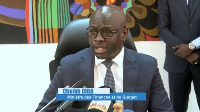 Finances publiques : vers une révision des subventions et une réforme fiscale au Sénégal Finances publiques : vers une révision des subventions et une réforme fiscale au Sénégal