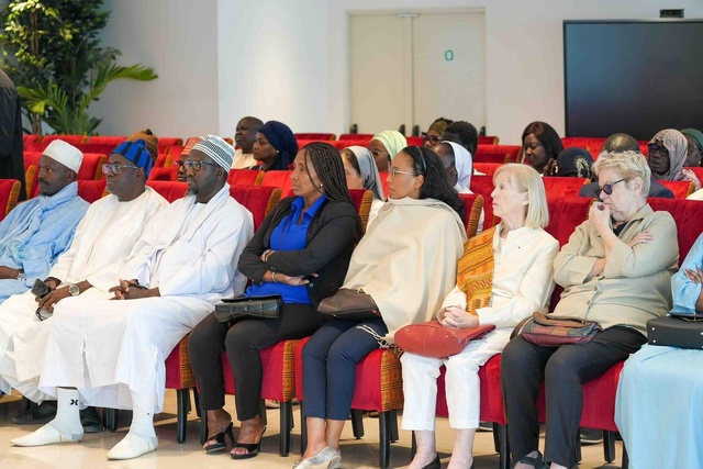Le Pm,  Ousmane Sonko,  octroie  241 millions de FCFA à 22 orphelinats