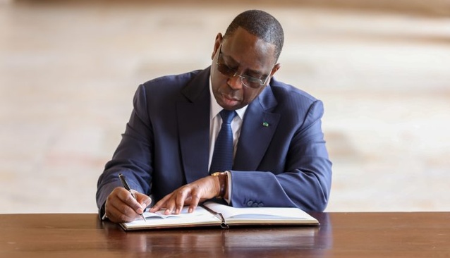 Il y a un an, Macky signait ce décret Il y a un an, Macky signait ce décret