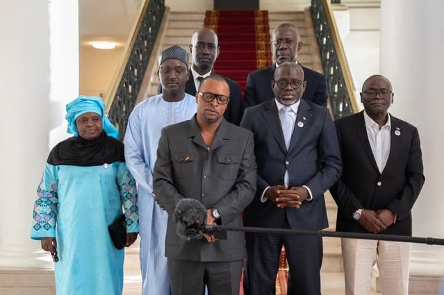 Le Pr Diomaye Faye reçoit une délégation de l’Organisation pour la mise en valeur du fleuve Gambie (OMVG). Le Pr Diomaye Faye reçoit une délégation de l’Organisation pour la mise en valeur du fleuve Gambie (OMVG).