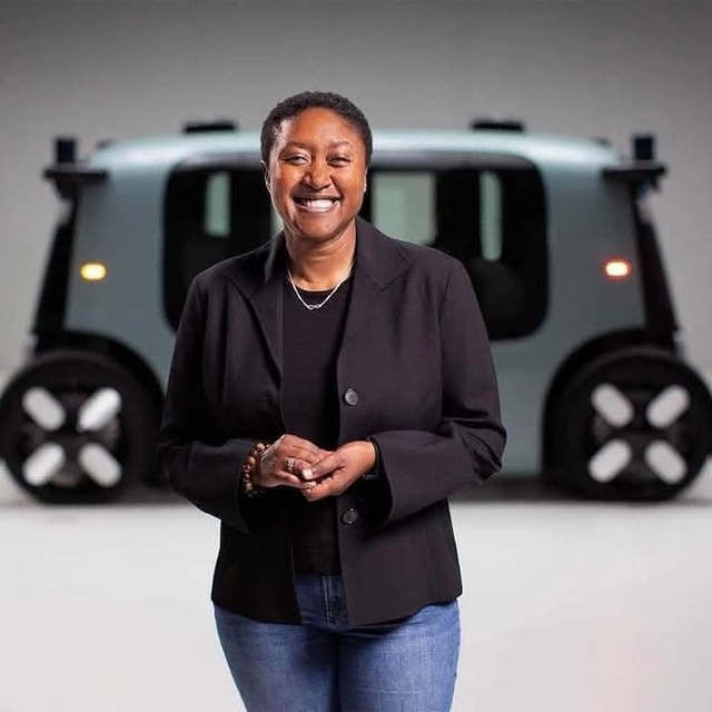 Aichatou Sar , PDG de Amazon's self-driving car Aichatou Sar , PDG de Amazon's self-driving car