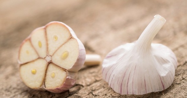 Pourquoi les médecins ne prescrivent pas l'ail qui tue 14 types de cancer et 13 types d'infection? Pourquoi les médecins ne prescrivent pas l'ail qui tue 14 types de cancer et 13 types d'infection?