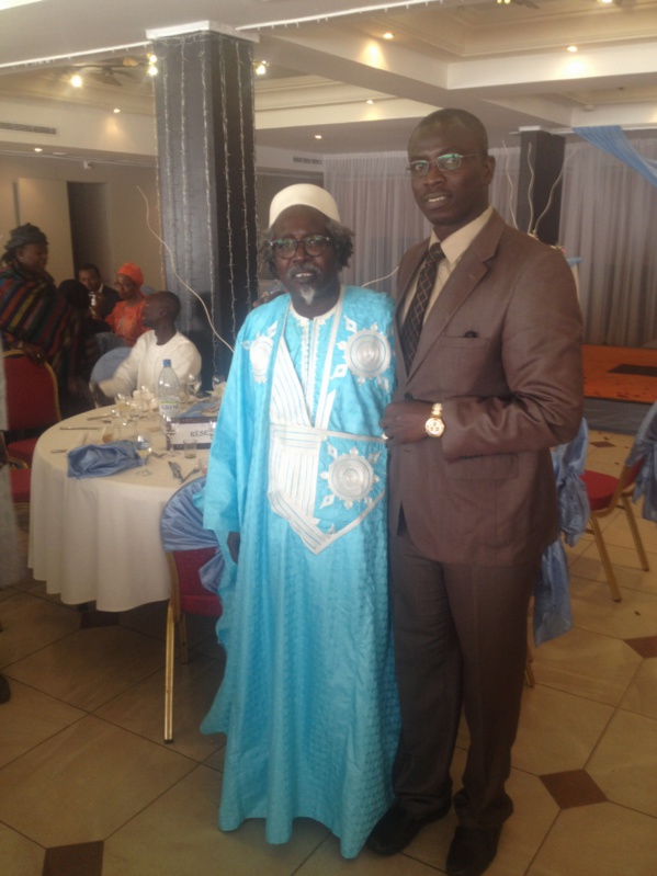 Notre confrère Boubacar Kambel Dieng à côté du doyen Ndour