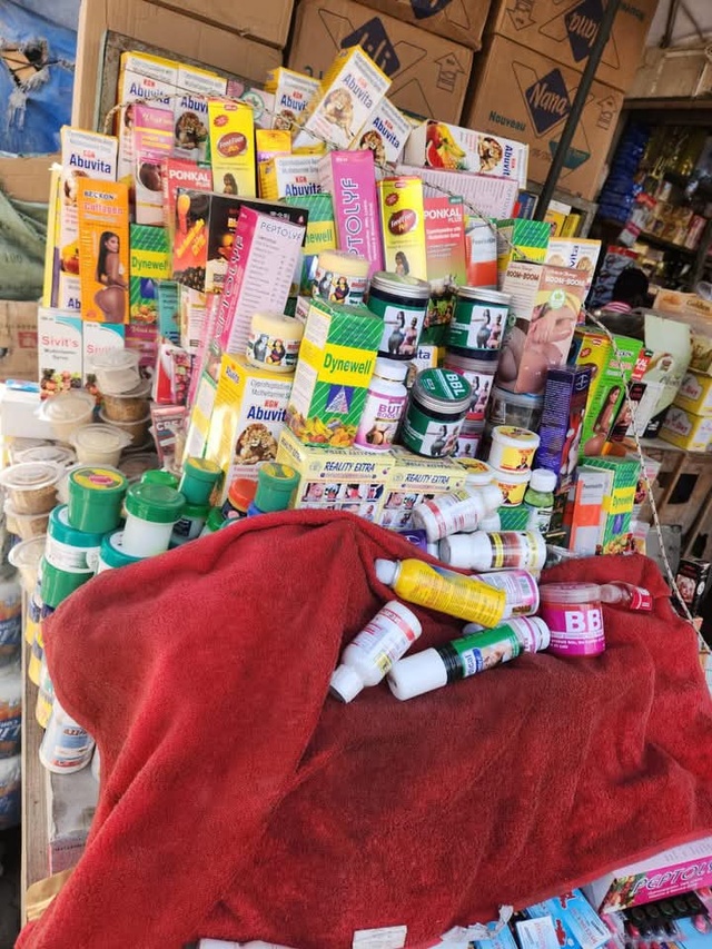 Grand Yoff- Un lot de faux médicaments saisi , trois personnes arrêtées Grand Yoff- Un lot de faux médicaments saisi , trois personnes arrêtées