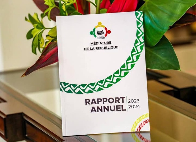 Remise du Rapport annuel du Médiateur de la République- Le Chef de l’État réaffirme son engagement à traduire ces recommandations en actions concrètes Remise du Rapport annuel du Médiateur de la République- Le Chef de l’État réaffirme son engagement à traduire ces recommandations en actions concrètes