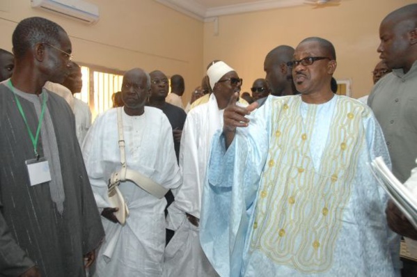 EXCLUSIF DAKARPOSTE!  Me Madické Niang: "Je n'ai jamais démissionné du Pds (...) Cela fait plus de quatre mois que je n'ai pas quitté le Sénégal (...)" EXCLUSIF DAKARPOSTE!  Me Madické Niang: "Je n'ai jamais démissionné du Pds (...) Cela fait plus de quatre mois que je n'ai pas quitté le Sénégal (...)"