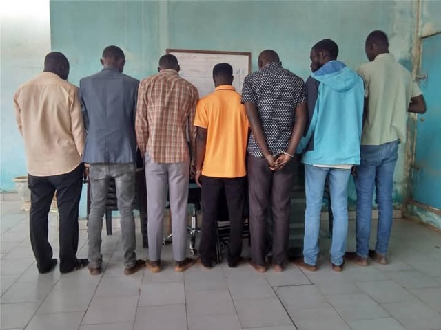 Démantèlement d'un réseau d'arnaqueurs QNET par la brigade de Diamniadio Démantèlement d'un réseau d'arnaqueurs QNET par la brigade de Diamniadio