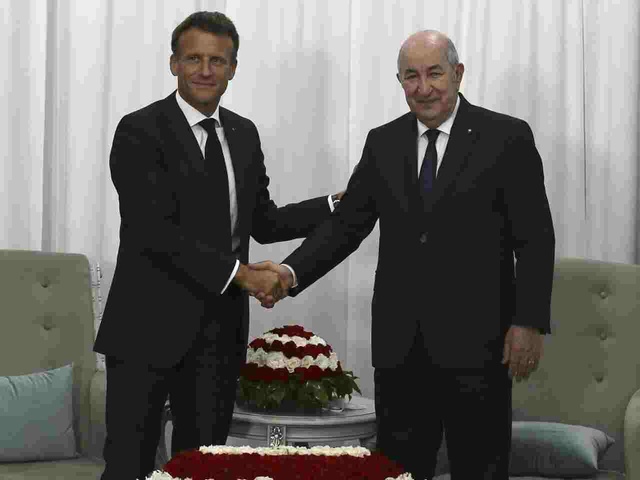 Paris et Alger fument le calumet de la paix