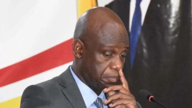 Mansour Faye encore interdit de sortir le territoire sénégalais Mansour Faye encore interdit de sortir le territoire sénégalais