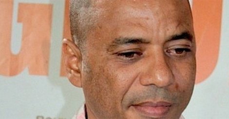 Mandat d'arrêt contre Luc Nicolaï Mandat d'arrêt contre Luc Nicolaï