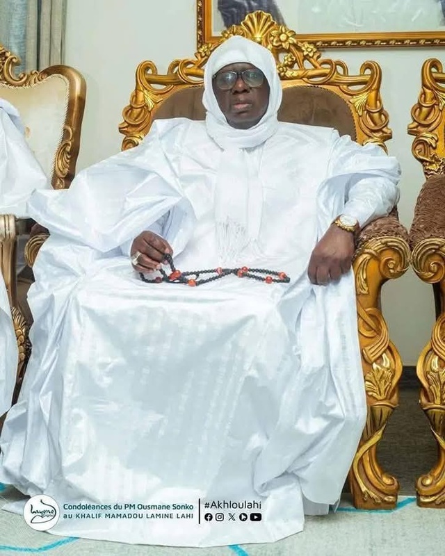 Le Pm,  Ousmane Sonko,  à Yoff pour présenter ses condoléances Le Pm,  Ousmane Sonko,  à Yoff pour présenter ses condoléances