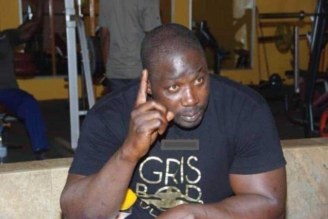 Dossiers Covid : à la DIC, le lutteur Gris Bordeaux accuse Ngom NIANG d’avoir falsifié sa signature Dossiers Covid : à la DIC, le lutteur Gris Bordeaux accuse Ngom NIANG d’avoir falsifié sa signature