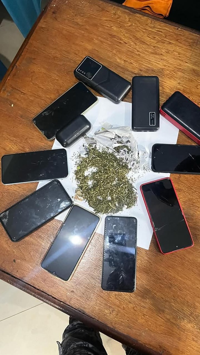 Démantèlement d'un groupe de malfaiteurs par la Gendarmerie à Diamniadio Démantèlement d'un groupe de malfaiteurs par la Gendarmerie à Diamniadio