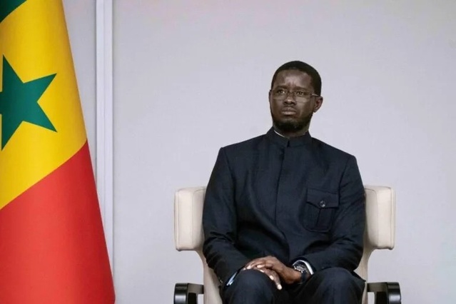 Le Président Diomaye Faye salue la mémoire du pape François, « figure spirituelle majeure »