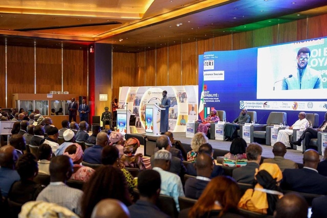 Le Président de la République, Bassirou Diomaye Faye, a présidé la cérémonie d’ouverture de la 4e Conférence sociale sur l’emploi Le Président de la République, Bassirou Diomaye Faye, a présidé la cérémonie d’ouverture de la 4e Conférence sociale sur l’emploi