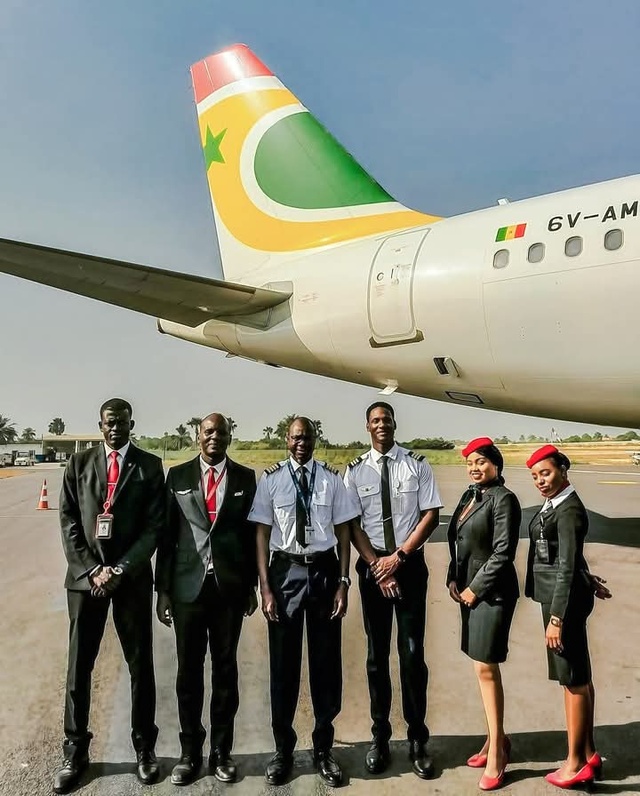 L'État accorde une garantie souveraine de 25 milliards de francs CFA à la Banque Islamique du Sénégal (BIS) pour soutenir la relance d'Air Sénégal L'État accorde une garantie souveraine de 25 milliards de francs CFA à la Banque Islamique du Sénégal (BIS) pour soutenir la relance d'Air Sénégal