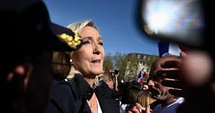 1ER-MAI: MARINE LE PEN JUGE QUE "LA FRANCE FAIT FACE À UNE SAIGNÉE SOCIALE"