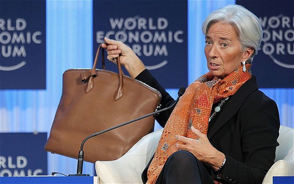 Christine Lagarde veut renouveler son mandat à la tête du FMI