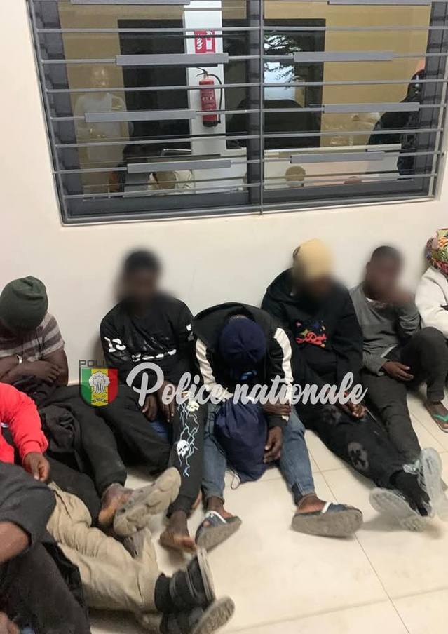 Ssoixante-treize (73) candidats à la migration irrégulière arrêtés par la police Ssoixante-treize (73) candidats à la migration irrégulière arrêtés par la police