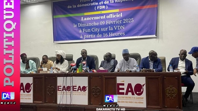 Tournée au niveau des chancelleries : le FDR rencontre les responsables de l’ambassade des États-Unis au Sénégal Tournée au niveau des chancelleries : le FDR rencontre les responsables de l’ambassade des États-Unis au Sénégal