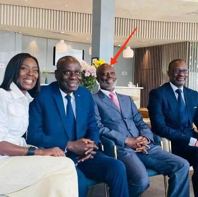Aziz Thiam, frère de Tidjane Thiam, interpellé à l’aéroport d’Abidjan avant son départ pour Paris Aziz Thiam, frère de Tidjane Thiam, interpellé à l’aéroport d’Abidjan avant son départ pour Paris