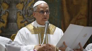 Le pape Léon XIV a célébré sa première messe dans la chapelle Sixtine Le pape Léon XIV a célébré sa première messe dans la chapelle Sixtine