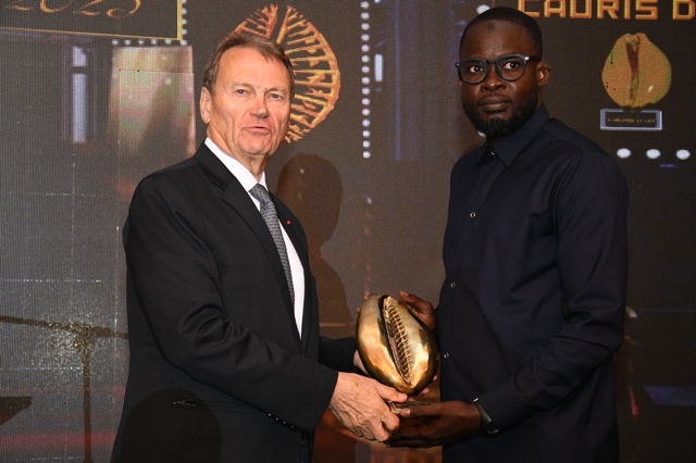 20ème édition des " Cauris d’or "- Président Mbagnick Diop accède à l’Excellence et veut... aller plus loin !Il 20ème édition des " Cauris d’or "- Président Mbagnick Diop accède à l’Excellence et veut... aller plus loin !Il