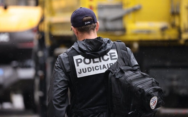 Saisie record à Paris : 435 kilos de cocaïne découverts dans une cave, quatre hommes placés en garde à vue Saisie record à Paris : 435 kilos de cocaïne découverts dans une cave, quatre hommes placés en garde à vue