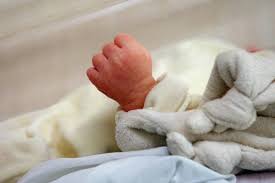 Elle accouche au poste de santé et abandonne son bébé Elle accouche au poste de santé et abandonne son bébé