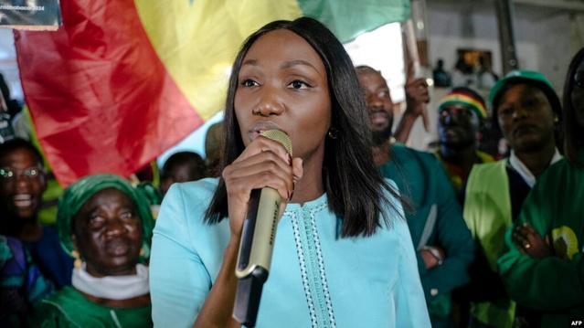 Kaffrine : Anta Babacar NGOM claque la porte du FDR Kaffrine : Anta Babacar NGOM claque la porte du FDR