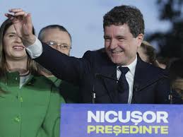 Roumanie : le pro-européen Nicușor Dan remporte l'élection présidentielle Roumanie : le pro-européen Nicușor Dan remporte l'élection présidentielle