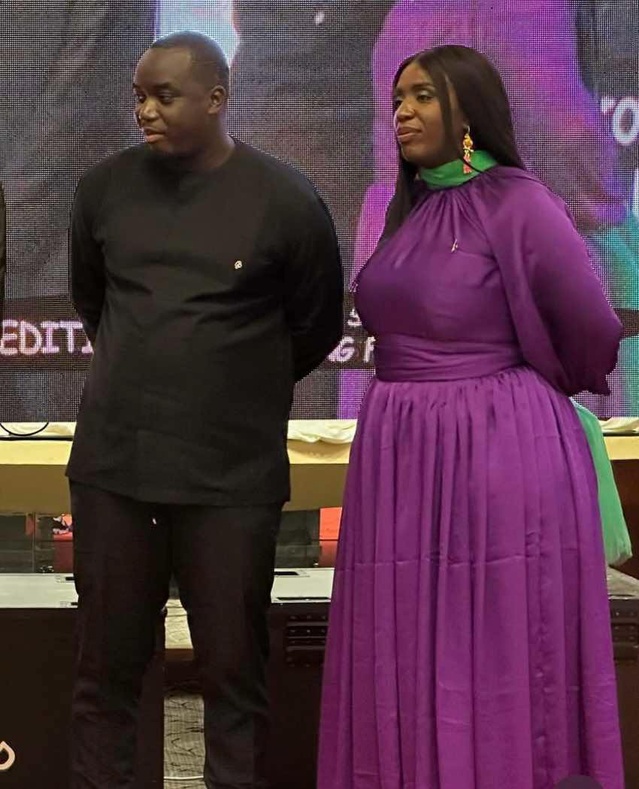 Voici la gérante de Woodrose Investment, Ndèye Seynabou Ndiaye, soeur de Khalil (en cavale) ! Voici la gérante de Woodrose Investment, Ndèye Seynabou Ndiaye, soeur de Khalil (en cavale) !