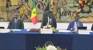 COMMUNIQUE DU CONSEIL DES MINISTRES DU MERCREDI 21 MAI 2025 COMMUNIQUE DU CONSEIL DES MINISTRES DU MERCREDI 21 MAI 2025