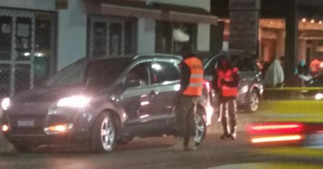 Incroyable, mais vrai! Deux fils du ministre de la Justice se font arrêter pour outrage à agent entre autres puis... libérés suite à un lobby intense Incroyable, mais vrai! Deux fils du ministre de la Justice se font arrêter pour outrage à agent entre autres puis... libérés suite à un lobby intense