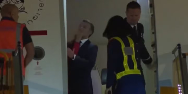 Emmanuel Macron giflé par Brigitte Macron au Vietnam ? Un proche réagit : "C’est très mal les connaître !"