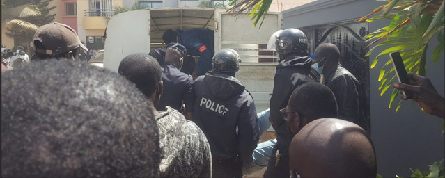 Groupe opérationnel de Dakar : Deux agents de la Police arrêtés !