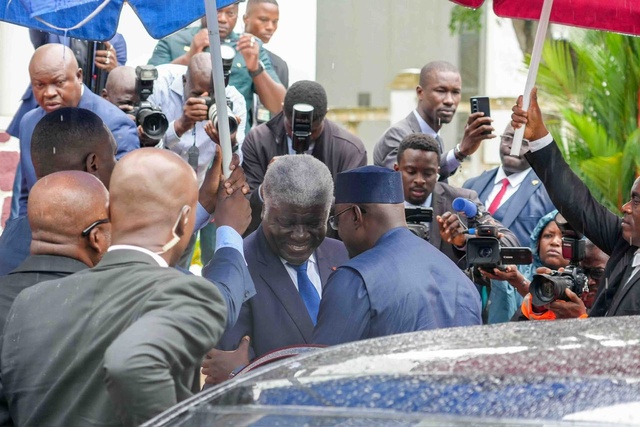 Séance de travail entre le Pm Ousmane SONKO  et son homologue Ivoirien