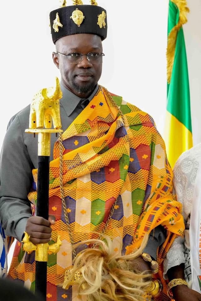 Le Pm, Ousmane SONKO, élevé au rang de Citoyen d’honneur de la ville de Bouaké Le Pm, Ousmane SONKO, élevé au rang de Citoyen d’honneur de la ville de Bouaké
