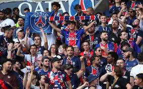 PARADE SUR LES CHAMPS, RÉCEPTION À L'ELYSÉE, PARC DES PRINCES: LE PROGRAMME ET LES HORAIRES DES CÉLÉBRATIONS DU PSG DIMANCHE PARADE SUR LES CHAMPS, RÉCEPTION À L'ELYSÉE, PARC DES PRINCES: LE PROGRAMME ET LES HORAIRES DES CÉLÉBRATIONS DU PSG DIMANCHE