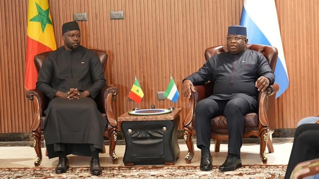 Le  Premier ministre Ousmane SONKO  reçu par le Président Julius Maada BIO
