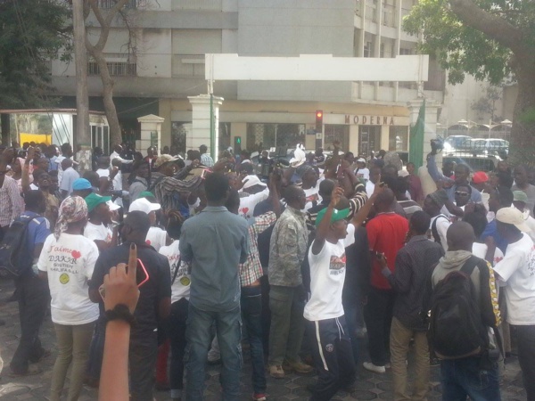 Désormais, il faut compter avec Khalifa Sall...Les images qui "parlent"! Désormais, il faut compter avec Khalifa Sall...Les images qui "parlent"!