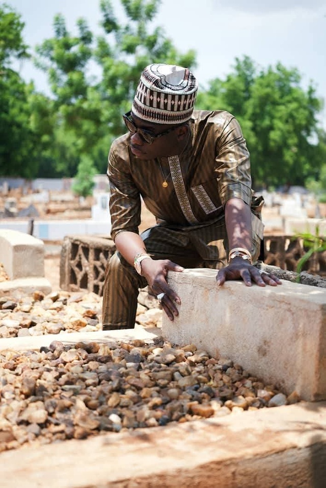 Tabaski sans son défunt père- Le touchant message de Sidiki Diabate Tabaski sans son défunt père- Le touchant message de Sidiki Diabate