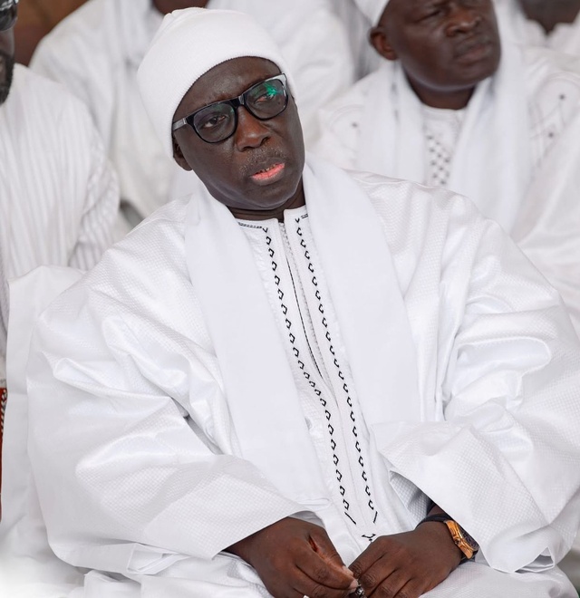 TABASKI :  À YOFF DIAMALAYE. L’IMAM LIBASSE LAYE ALERTE SUR LES DÉRIVES VERBALES CONTRE LES GUIDES RELIGIEUX