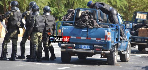 FRONT A L'UGB: ça chauffe à l'instant ! FRONT A L'UGB: ça chauffe à l'instant !